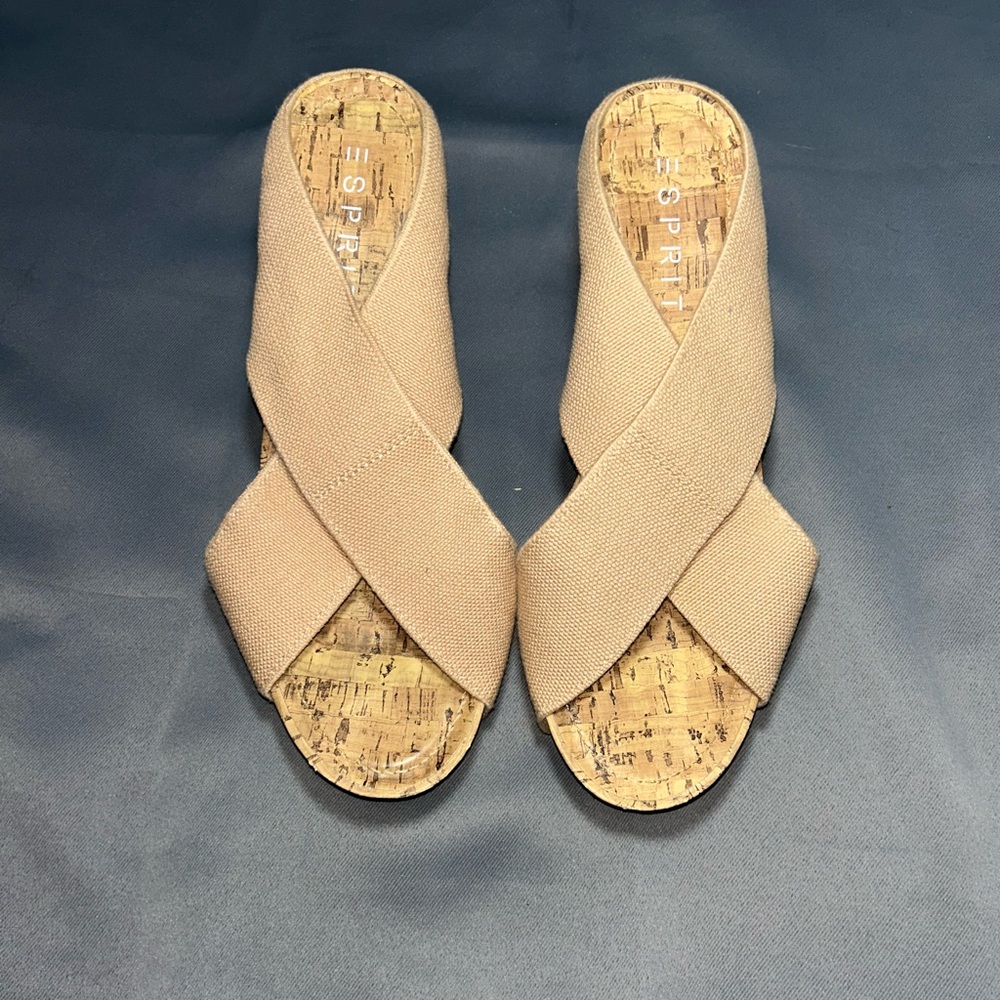 Easy spirit tan heels